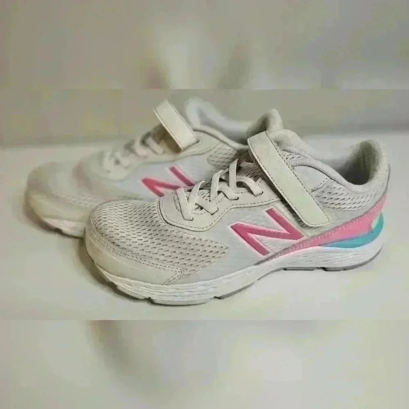 NWOT New Balance Abzorb Gray Pink Teal Sneakers Size 5 - Picture 2 of 7